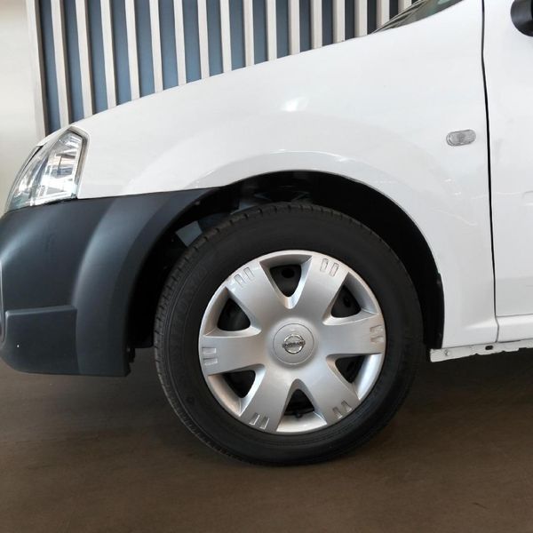 2023-Nissan-NP200-16-AC-Safety-Pack image:4