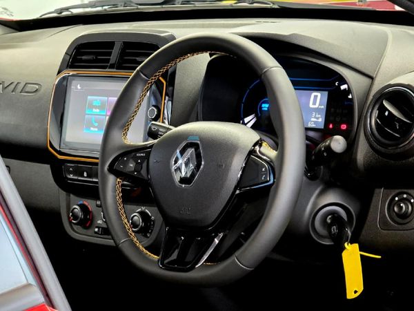 2026-Renault-Kwid-10-10-Year-Ltd-Edition-AMT-Auto image:18