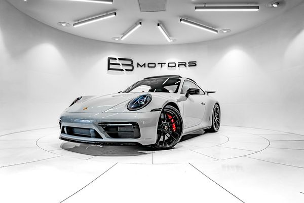 2024-Porsche-911-Carrera-4Gts-Coupe image:1