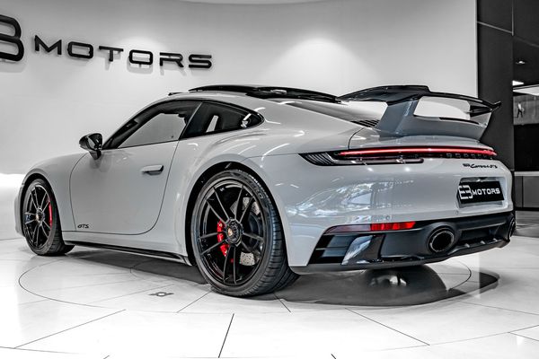 2024-Porsche-911-Carrera-4Gts-Coupe image:22