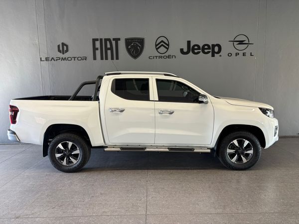2026-Peugeot-Landtrek-19D-Allure-Double-Cab-Auto image:3