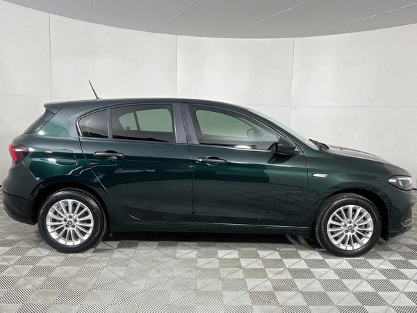 2022-Fiat-Tipo-16-City-Life-Auto-5-dr image:17