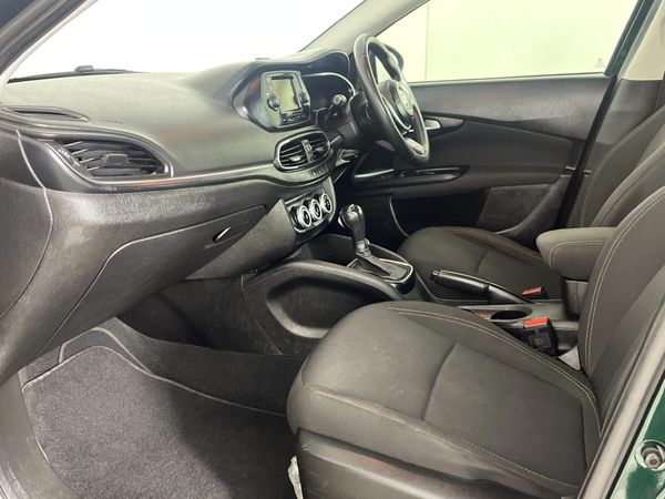 2022-Fiat-Tipo-16-City-Life-Auto-5-dr image:8