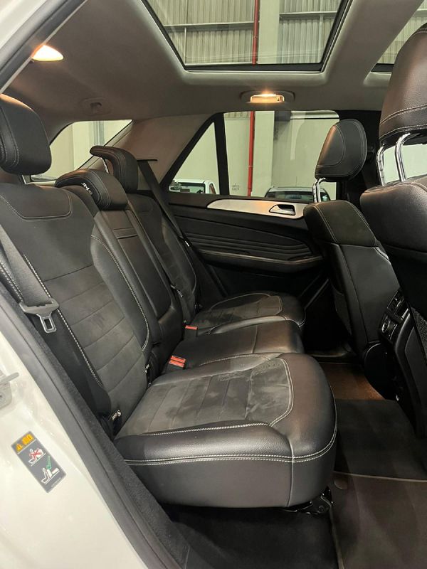 2013-Mercedes-Benz-ML-250-Bluetec image:13