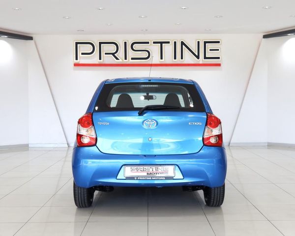 2016-Toyota-Etios-15-Xi-5-dr image:4