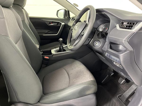 2019-Toyota-RAV4-20-GX image:9