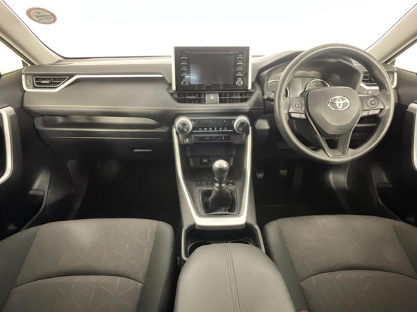 2019-Toyota-RAV4-20-GX image:1