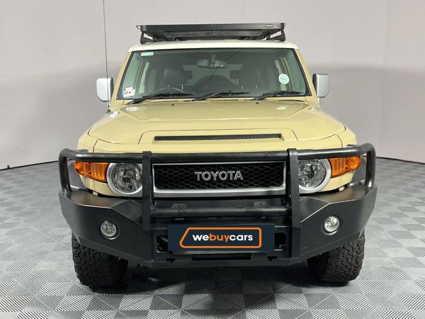 2017-Toyota-FJ-Cruiser-40-V6 image:12