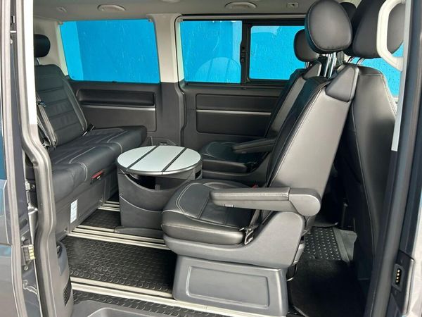 2022-Volkswagen-Caravelle-T61-20-BiTDI-Highline-Auto-4Motion-146kW image:10
