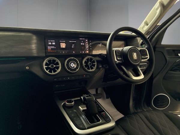 2026-GWM-Tank-300-24TD-Super-Luxury-4x4-Auto image:18