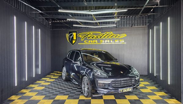 2016-Porsche-Cayenne-2016-PORSCHE-CAYENNE-GTS-EXCELLENT-CONDITION image:2