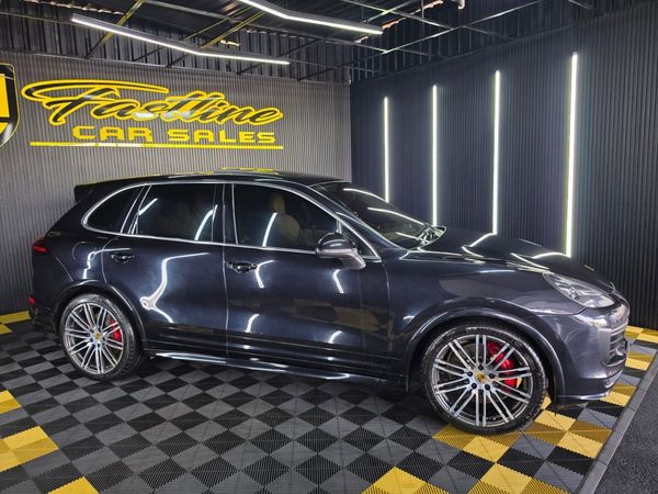 2016-Porsche-Cayenne-2016-PORSCHE-CAYENNE-GTS-EXCELLENT-CONDITION image:3