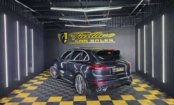 2016-Porsche-Cayenne-2016-PORSCHE-CAYENNE-GTS-EXCELLENT-CONDITION image:6