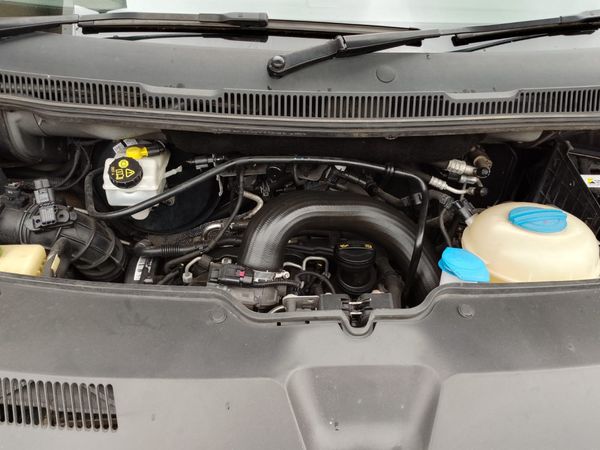 2019-Volkswagen-Kombi-20-TDI-Auto-103kW-Comfortline image:11