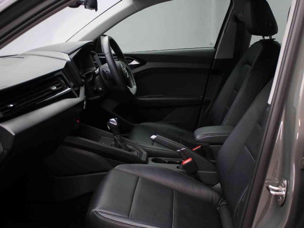 2022-Audi-A1-Sportback-15-TFSI-S-Line-Auto-35-TFSI image:9