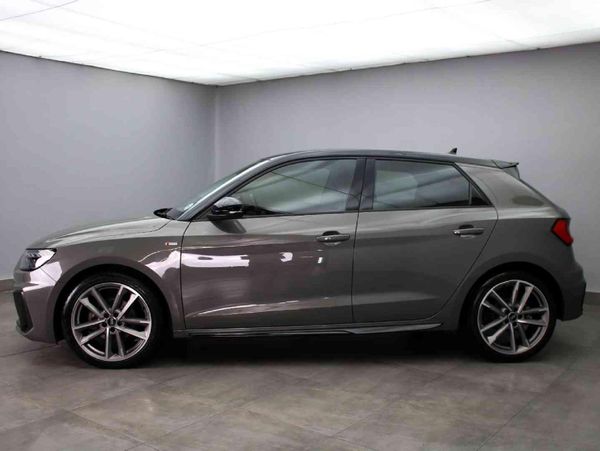 2022-Audi-A1-Sportback-15-TFSI-S-Line-Auto-35-TFSI image:3