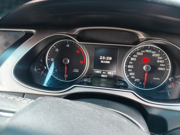 2012-Audi-A4-20-TDI-Ambition-Auto image:17