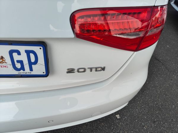 2012-Audi-A4-20-TDI-Ambition-Auto image:6