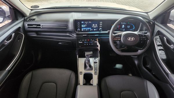 2025-Hyundai-Alcazar-15D-Elite-Auto image:2