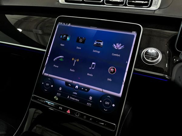 2024-Mercedes-Benz-S-Class-S-350d image:10
