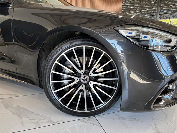 2024-Mercedes-Benz-S-Class-S-350d image:24