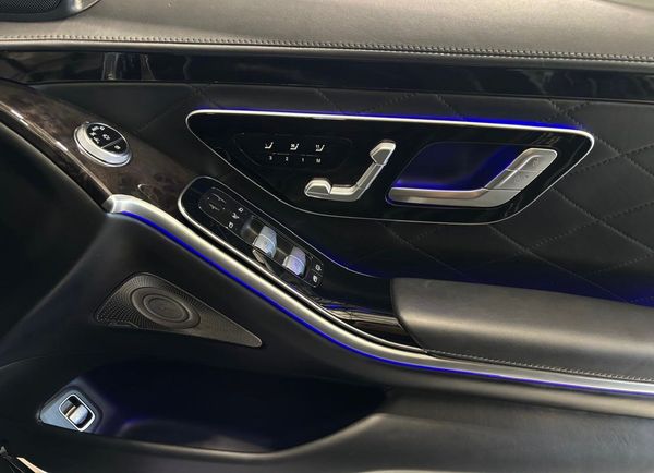 2024-Mercedes-Benz-S-Class-S-350d image:4