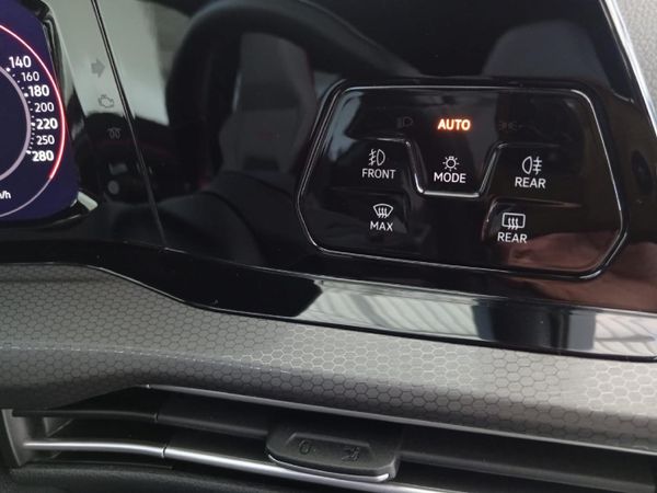2024-Volkswagen-Golf-8-GTI-20-TSI-Auto image:10