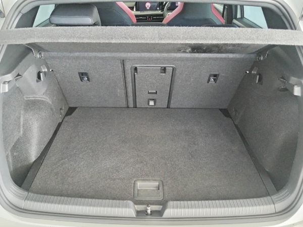 2024-Volkswagen-Golf-8-GTI-20-TSI-Auto image:14