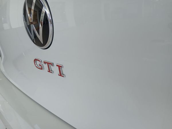 2024-Volkswagen-Golf-8-GTI-20-TSI-Auto image:15