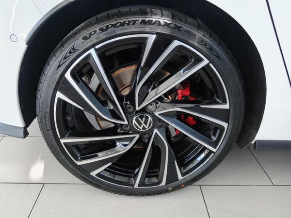 2024-Volkswagen-Golf-8-GTI-20-TSI-Auto image:18