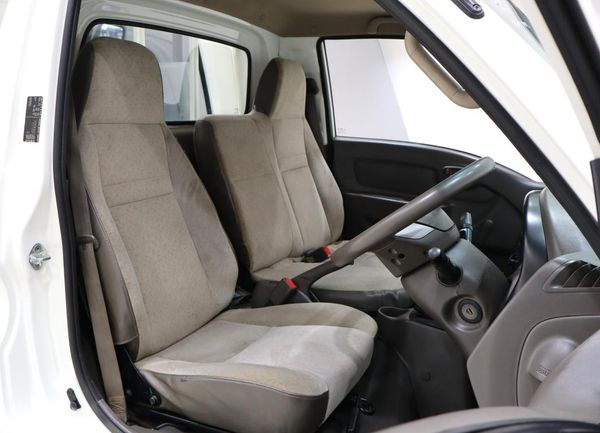 2019-Hyundai-H100-Bakkie-26D-Dropside image:15