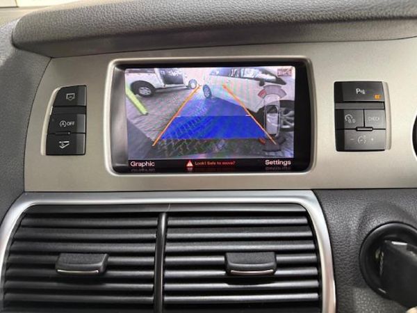2015-Audi-Q7-30-TDI-quattro-Auto image:10
