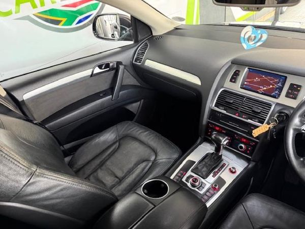 2015-Audi-Q7-30-TDI-quattro-Auto image:15