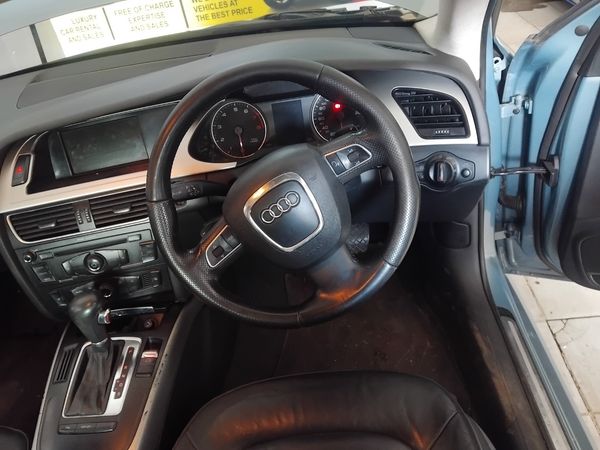 2010-Audi-A4-18-T-Ambition-Auto image:7
