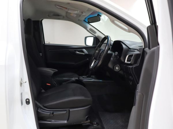 2024-Isuzu-D-Max-19-DDI-LS-Auto-Single-Cab image:18