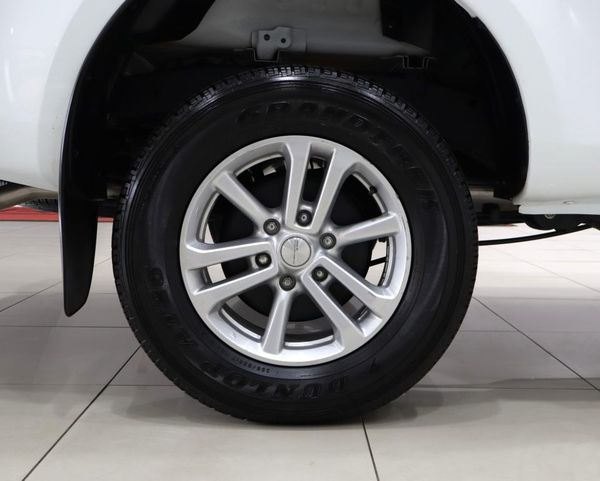 2024-Isuzu-D-Max-19-DDI-LS-Auto-Single-Cab image:7
