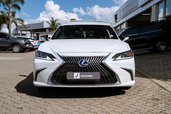2021-Lexus-ES-300h-EX image:2