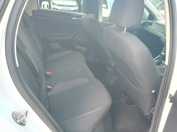2022-Volkswagen-Polo-10-TSI-AUTO image:19
