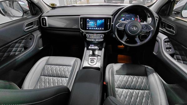 2021-GWM-P-Series-PV-20-TD-LT-4x4-Auto-Double-Cab image:20