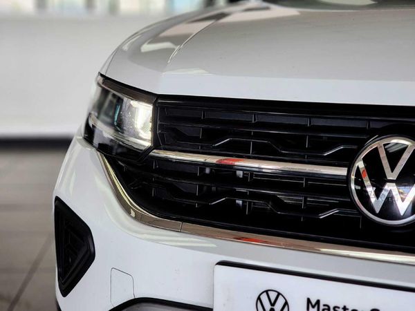 2025-Volkswagen-T-Cross-10-TSI-Life-Auto image:10