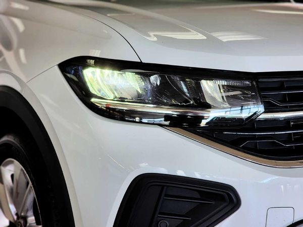 2025-Volkswagen-T-Cross-10-TSI-Life-Auto image:15