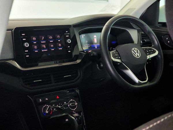 2025-Volkswagen-T-Cross-10-TSI-Life-Auto image:19