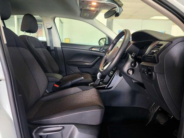 2025-Volkswagen-T-Cross-10-TSI-Life-Auto image:33