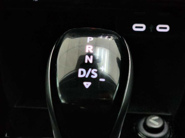 2025-Volkswagen-T-Cross-10-TSI-Life-Auto image:8
