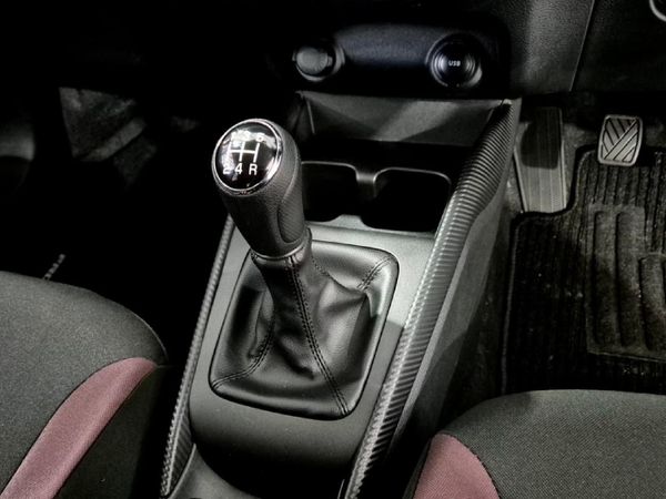 2026-Suzuki-Fronx-15-GL image:21