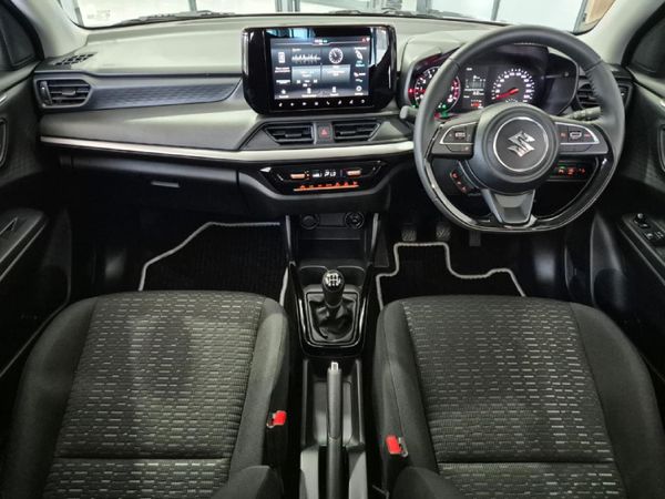 2026-Suzuki-Swift-12-GLX image:15