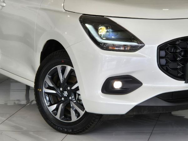 2026-Suzuki-Swift-12-GLX image:20