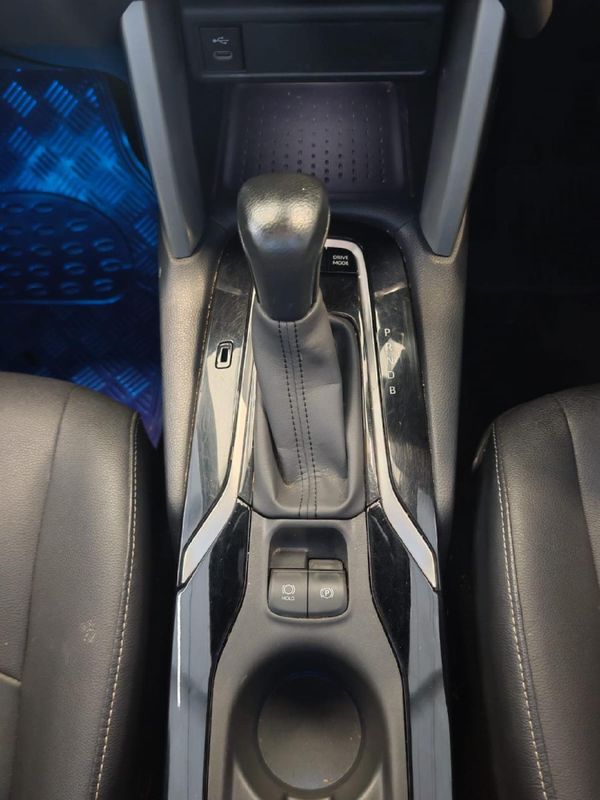 2025-Toyota-Corolla-Cross-18-XR-Hybrid image:30