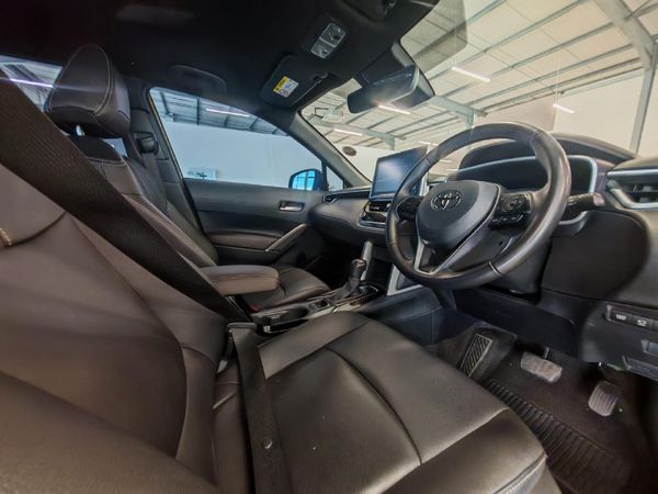 2025-Toyota-Corolla-Cross-18-XR-Hybrid image:31
