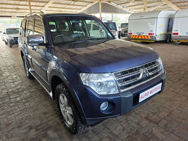 2008-Mitsubishi-Pajero-32-Di-Dc-GLS-Auto image:1